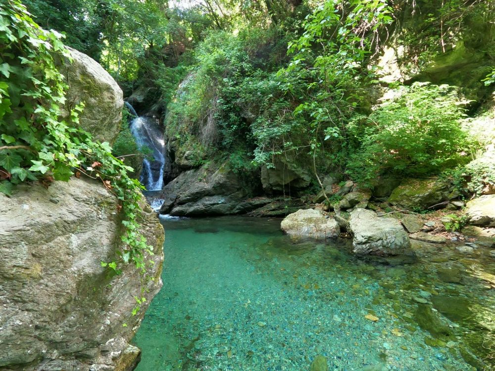 Libellule Blu waterfall